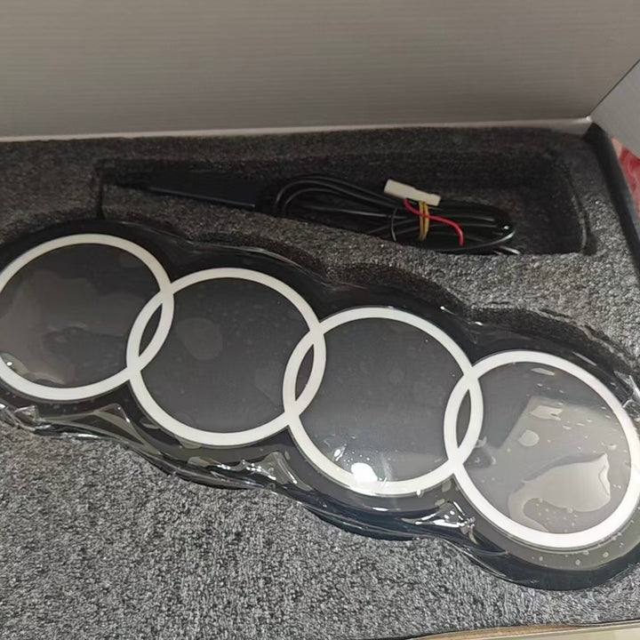 Audi logo replacement