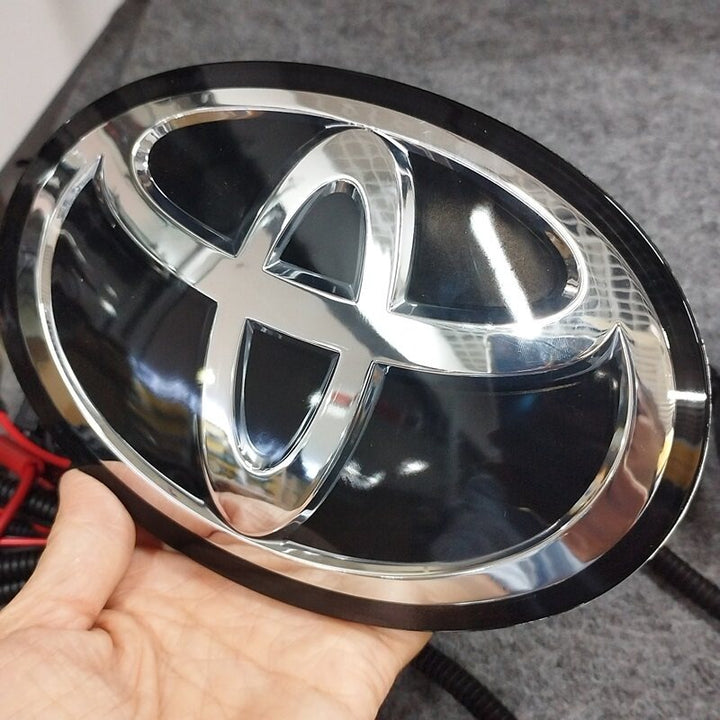 Toyota logo replacement