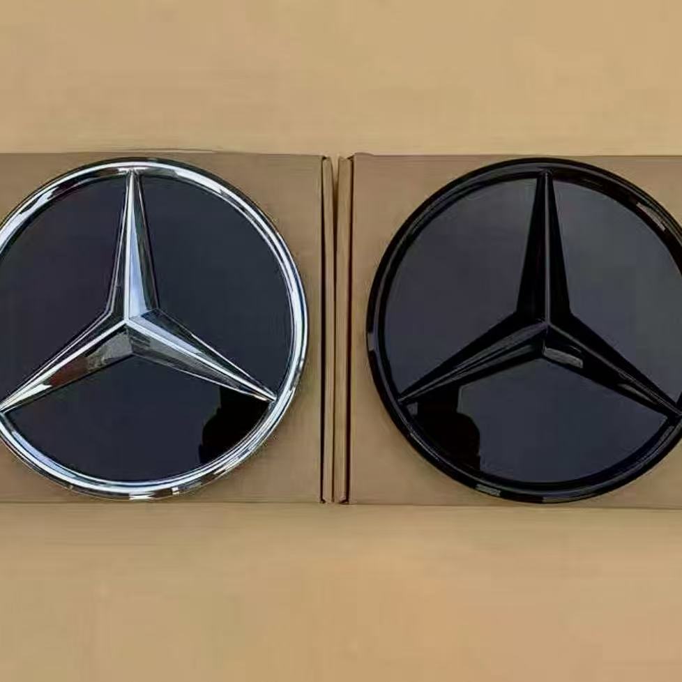 Mercedes-Benz G-Class logo replacement
