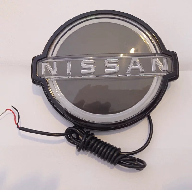 Nissan logo replacement