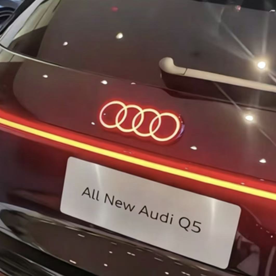 Audi logo replacement