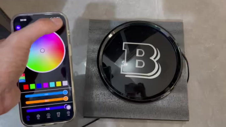 Mercedes-Benz G-Class logo replacement